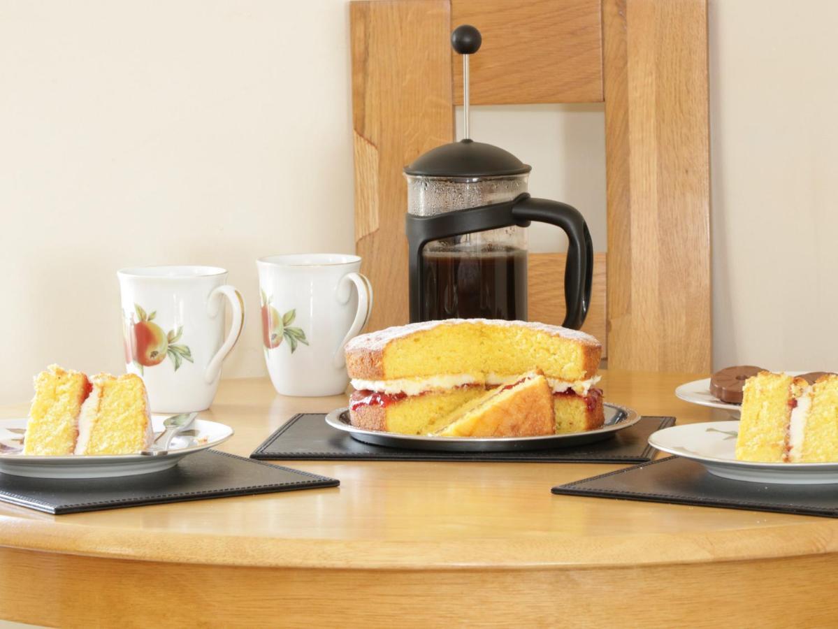 Bodegri Cottage Llanfflewyn エクステリア 写真