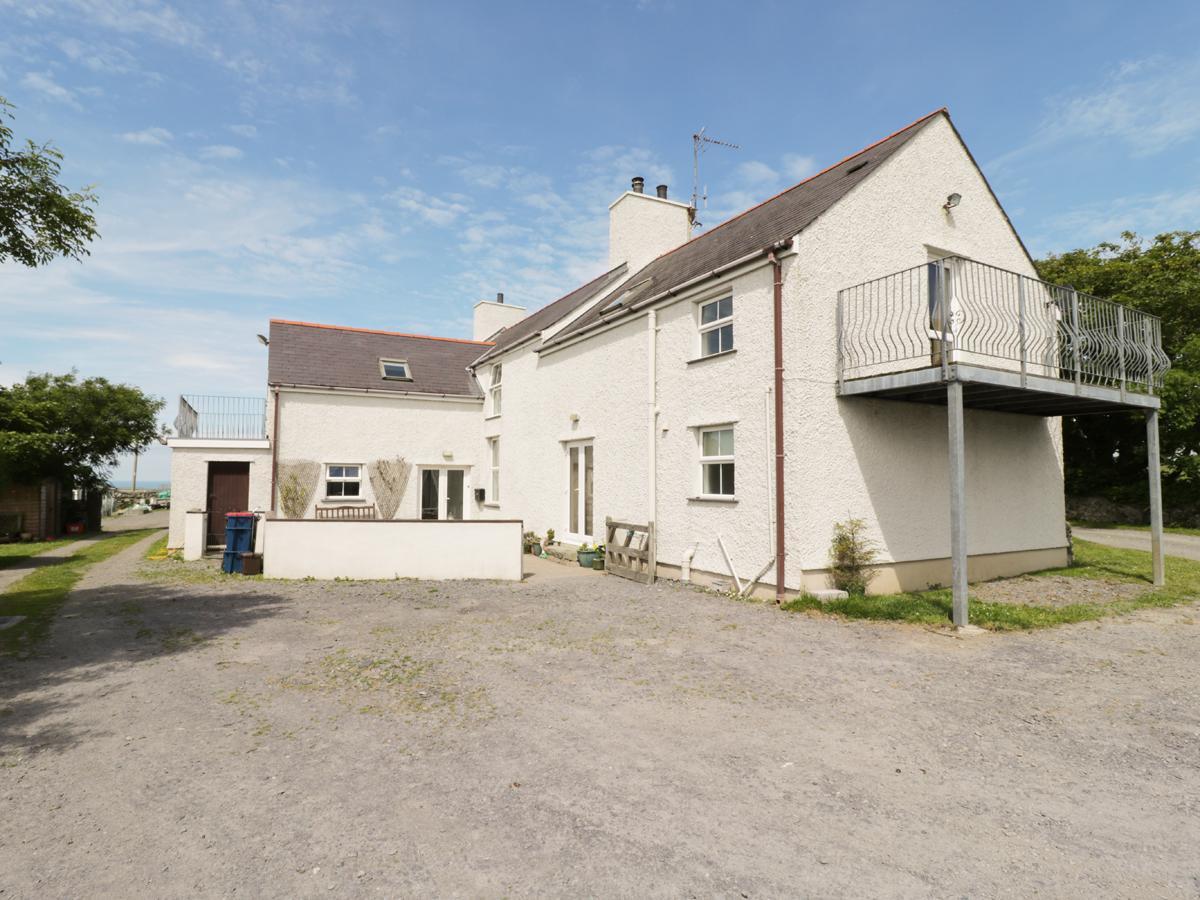 Bodegri Cottage Llanfflewyn エクステリア 写真